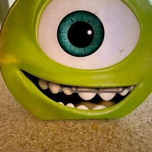 Monster’s University Metal Mike Wazowski lunchbox collectors item